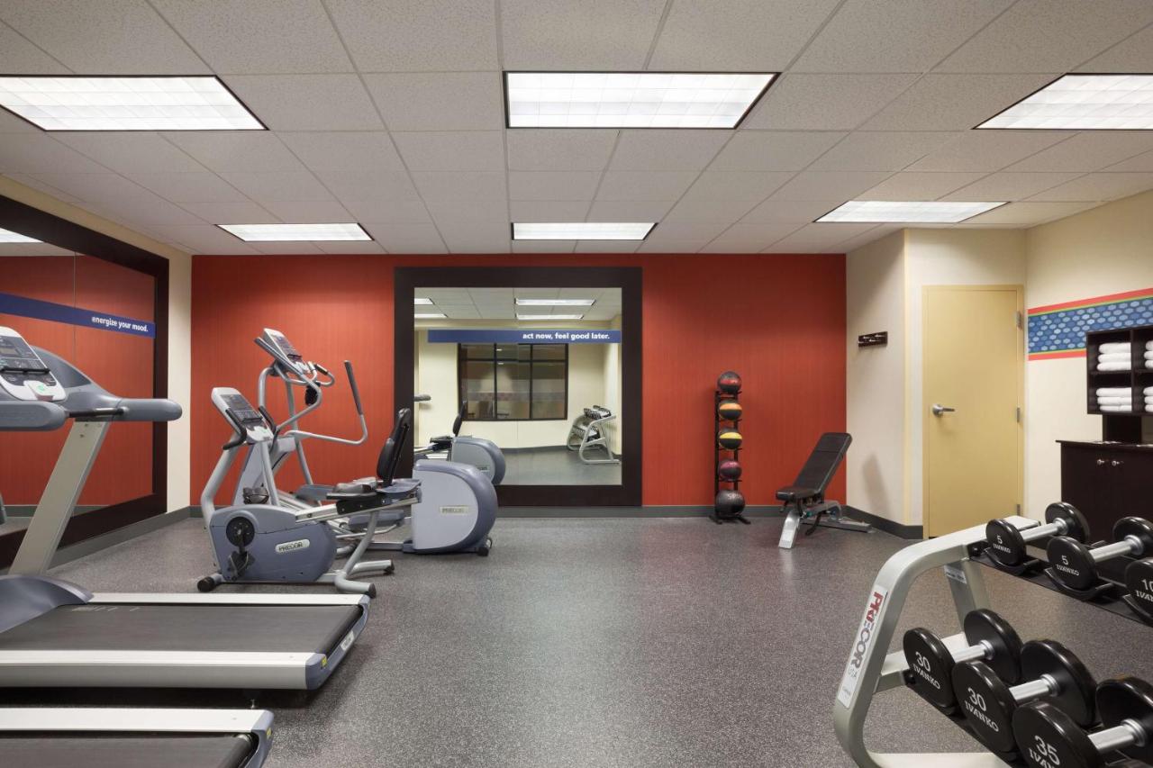 | Hampton Inn & Suites East Hartford