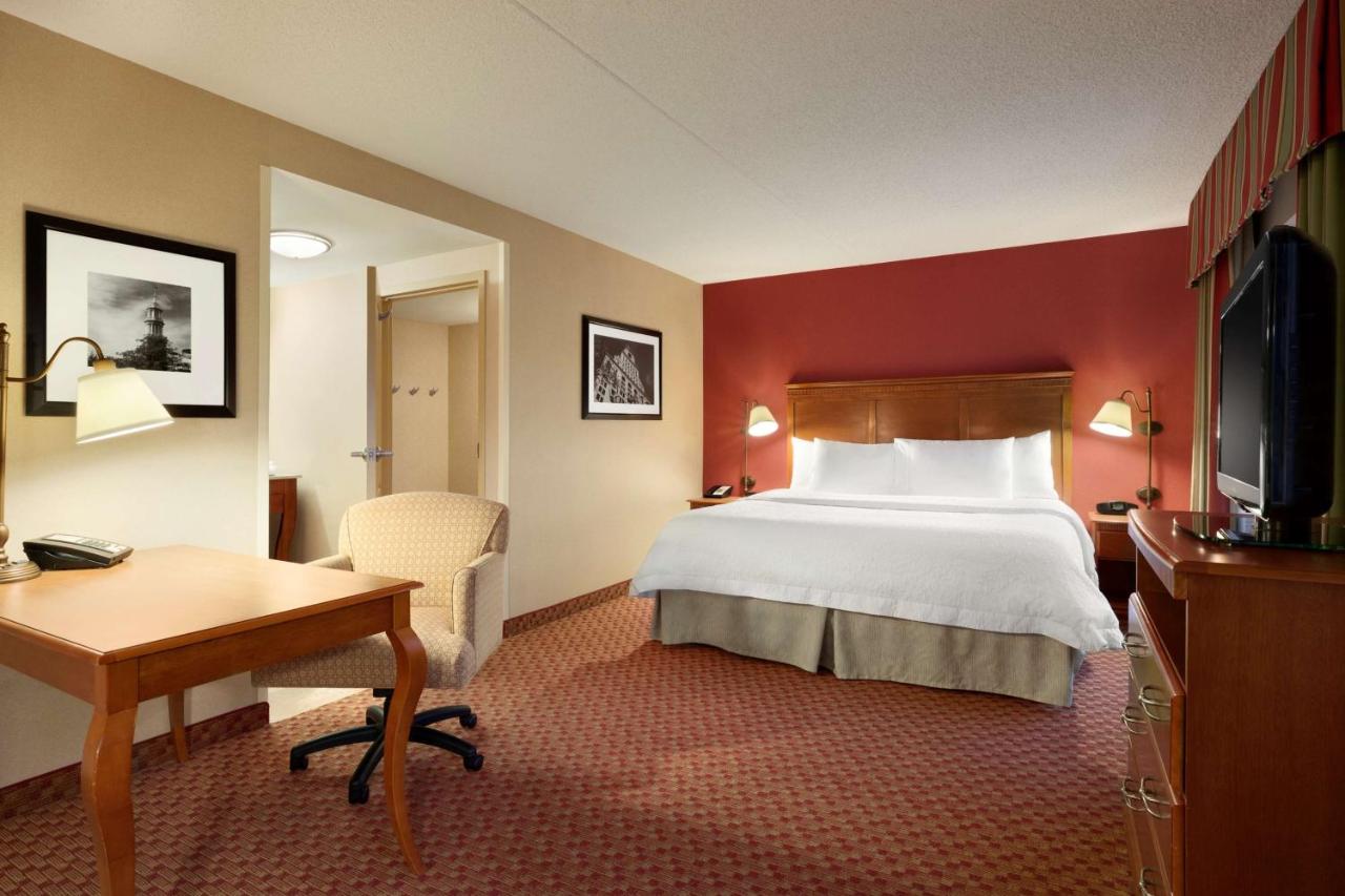 King Studio - Non-Smoking at Hampton Inn & Suites Hartford/East Hartford