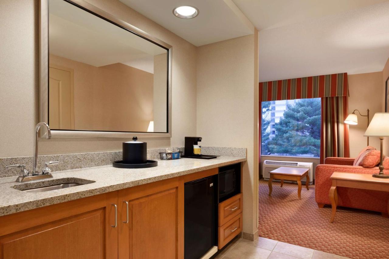 King Studio - Non-Smoking at Hampton Inn & Suites Hartford/East Hartford