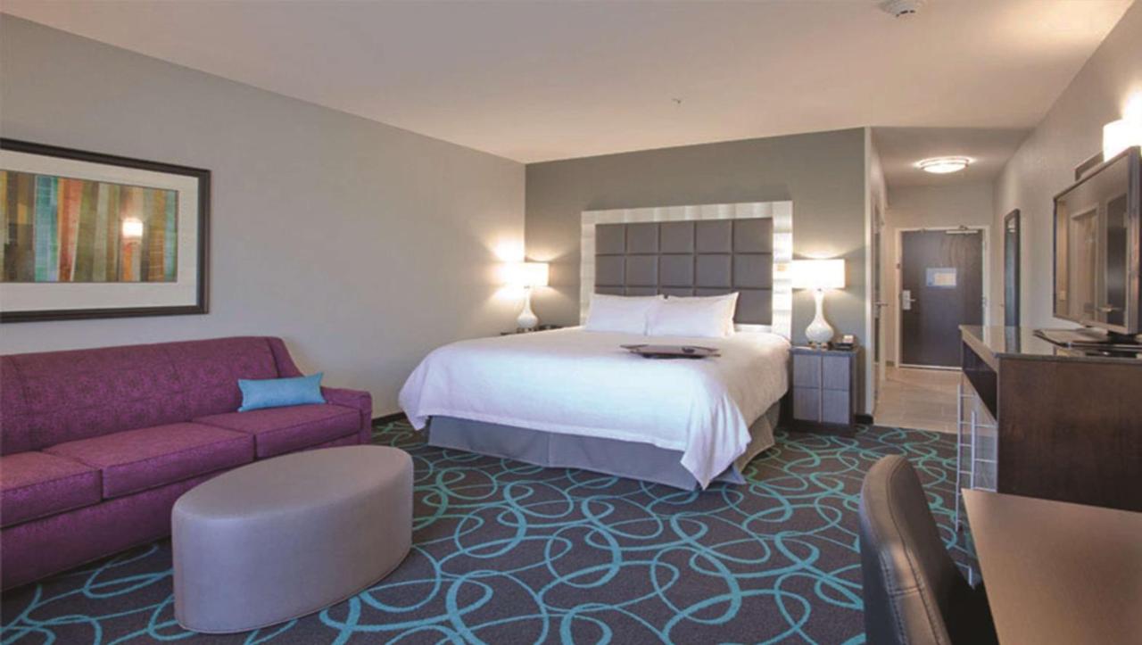 King Room at Hampton Inn Kearney