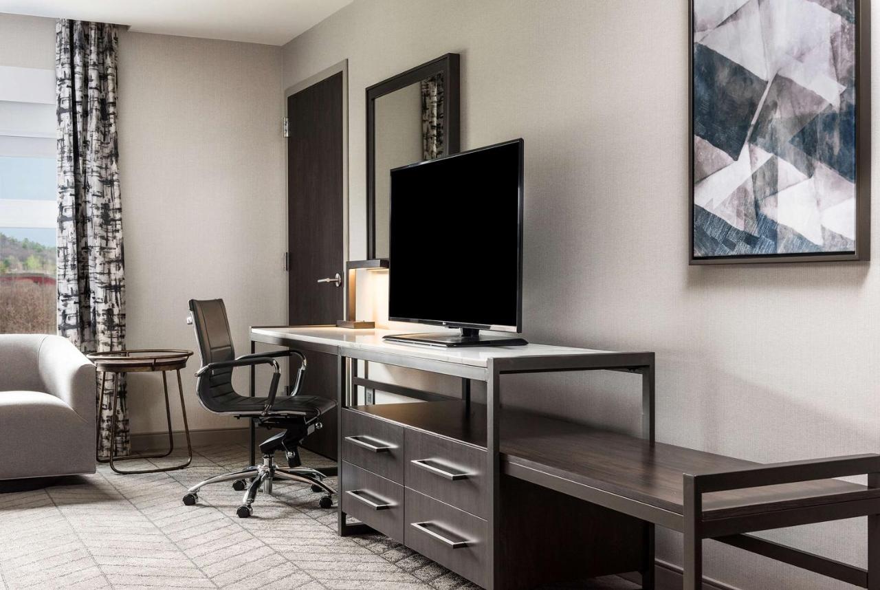 Deluxe Queen Room with Two Queen Beds - Mobility/Hearing Accessible at Hilton Garden Inn Hanover Lebanon