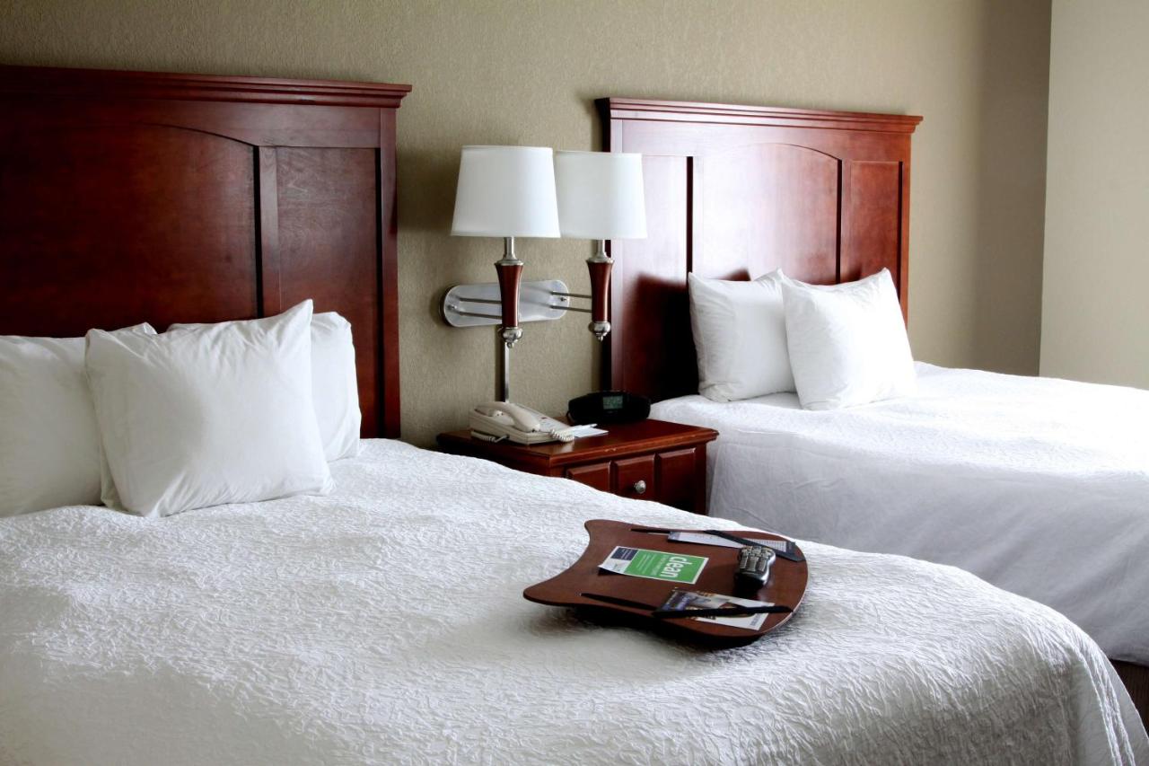 Queen Room with Two Queen Beds at Hampton Inn & Suites Paducah
