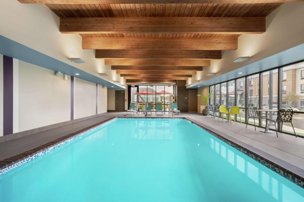 | Home2 Suites By Hilton Warminster Horsham
