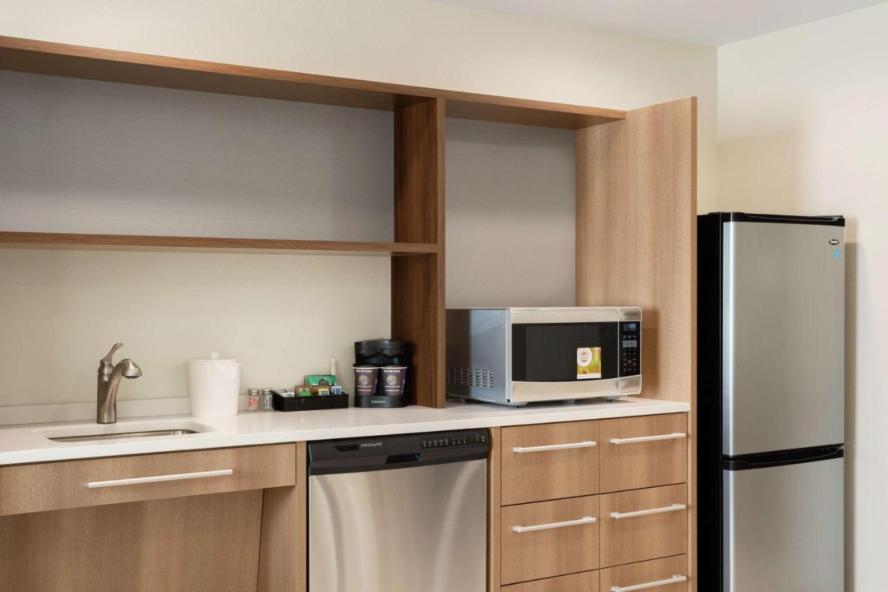 | Home2 Suites By Hilton Warminster Horsham
