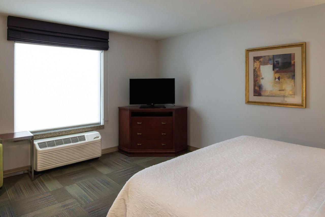 King Room - Non-Smoking at Hampton Inn & Suites Rifle