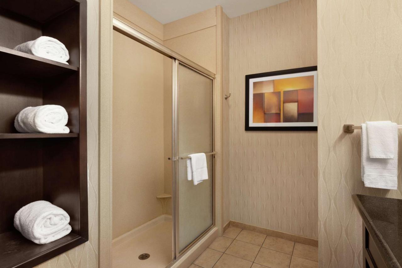King Room - Non-Smoking at Hampton Inn Sulphur Springs