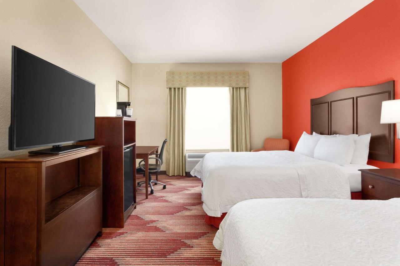 Queen Room with Two Queen Beds - Non-Smoking at Hampton Inn Sulphur Springs