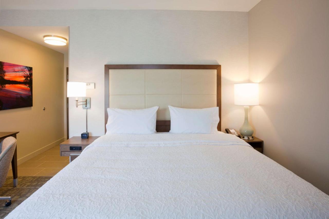 | Hampton Inn Spicer Green Lake, MN