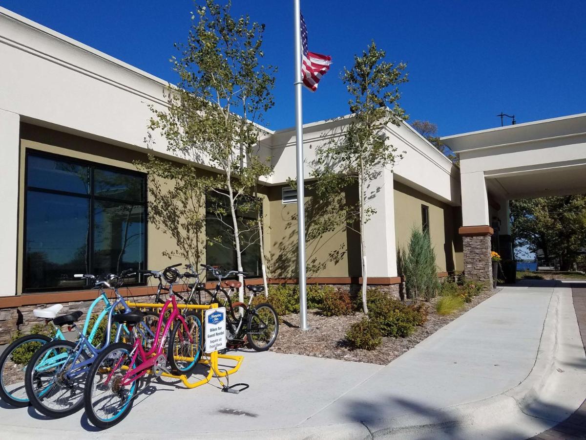 | Hampton Inn Spicer Green Lake, MN