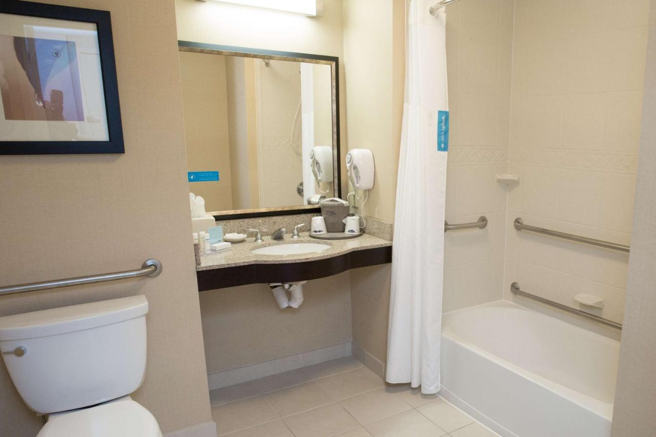 Queen Room with Two Queen Beds - Hearing Accesible at Hampton Inn & Suites Providence Downtown