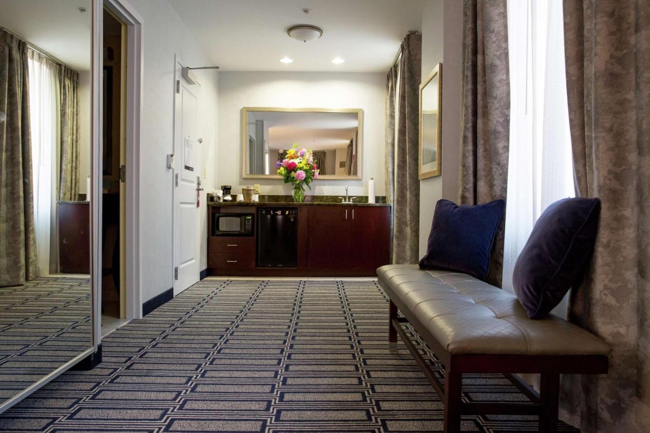 King Room with Sofa Bed - Non-Smoking at Hampton Inn & Suites Providence Downtown