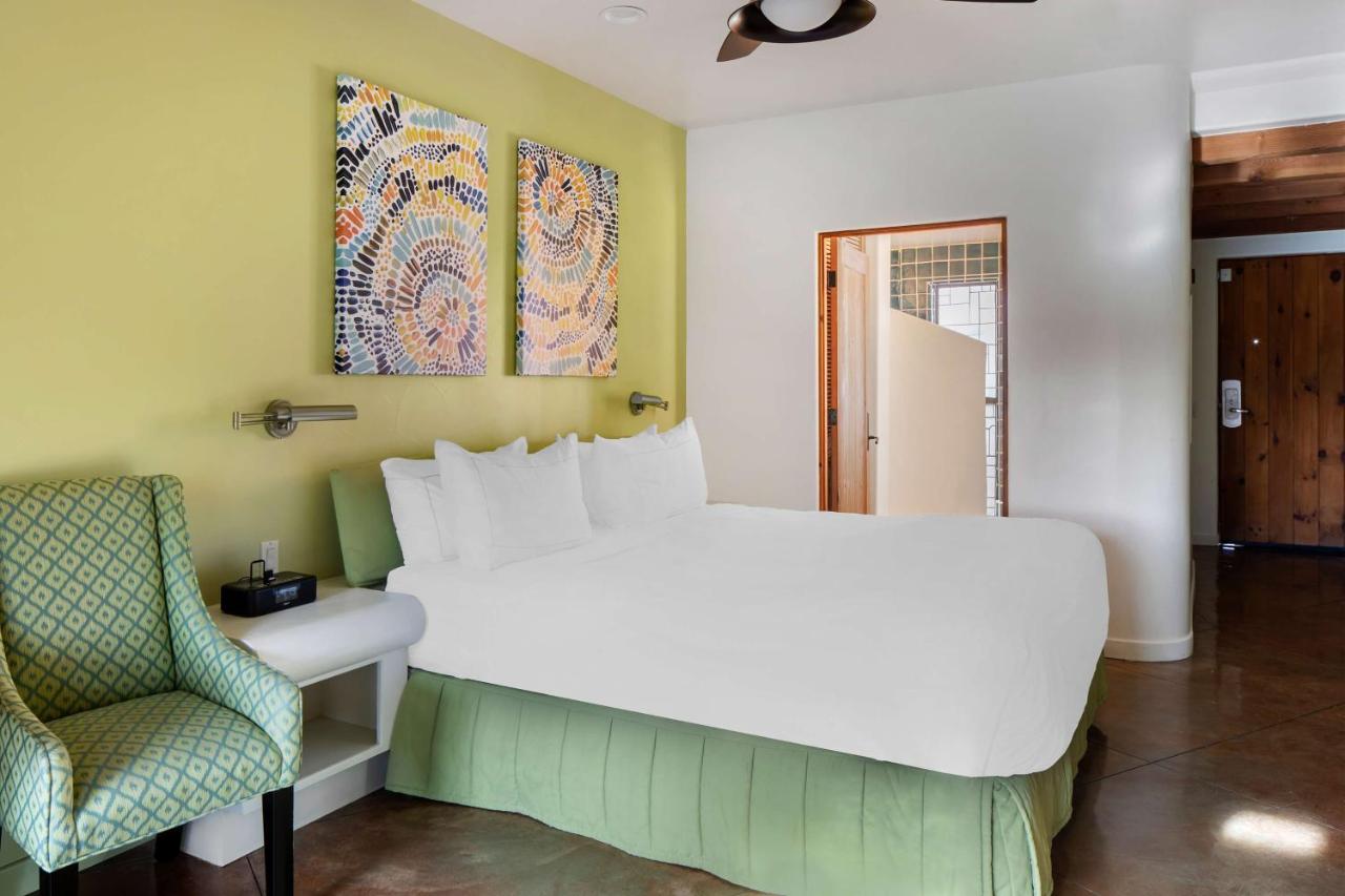 King Studio at Hilton Grand Vacations Club Palm Desert