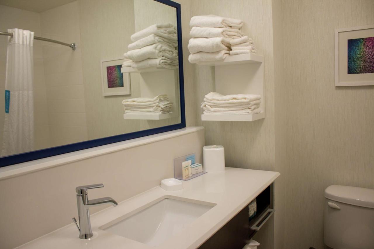 Queen Room with Two Queen Beds - Non-Smoking at Hampton Inn Boise - Airport