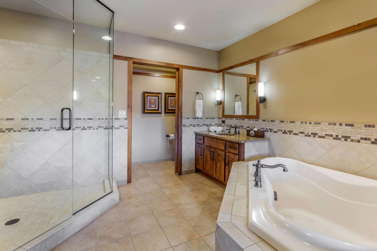 One-Bedroom Suite at Hilton Vacation Club Sedona Summit