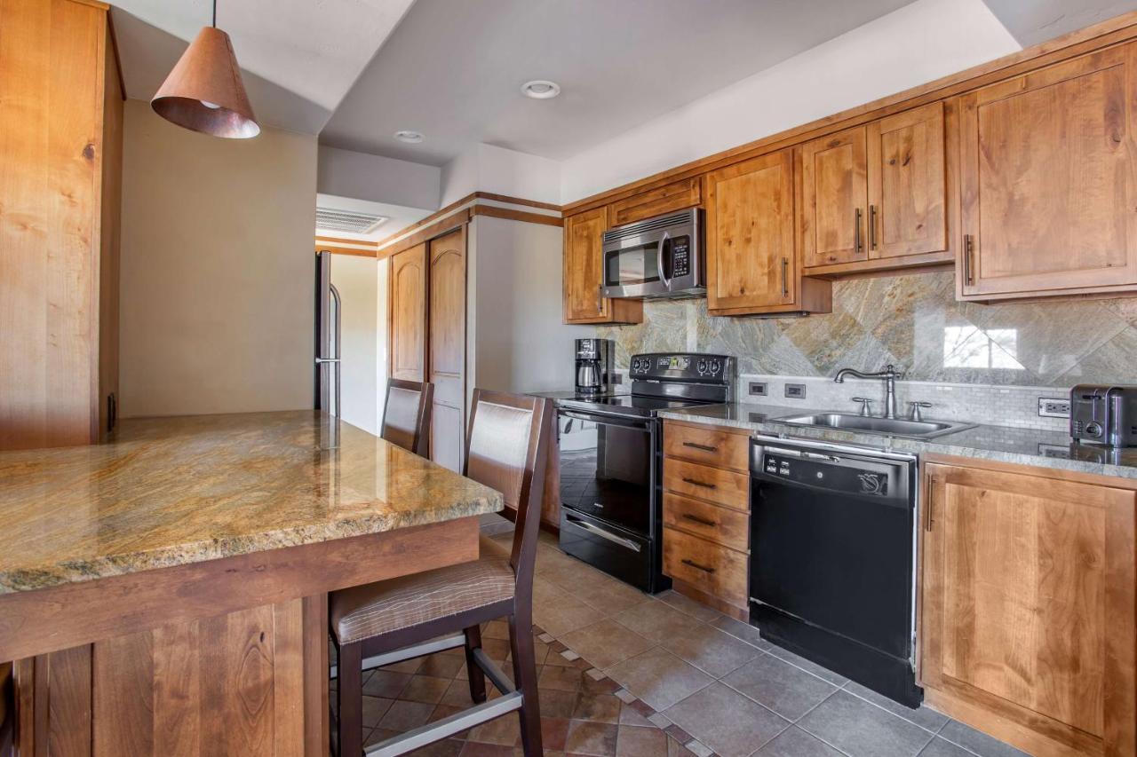One-Bedroom Suite at Hilton Vacation Club Sedona Summit