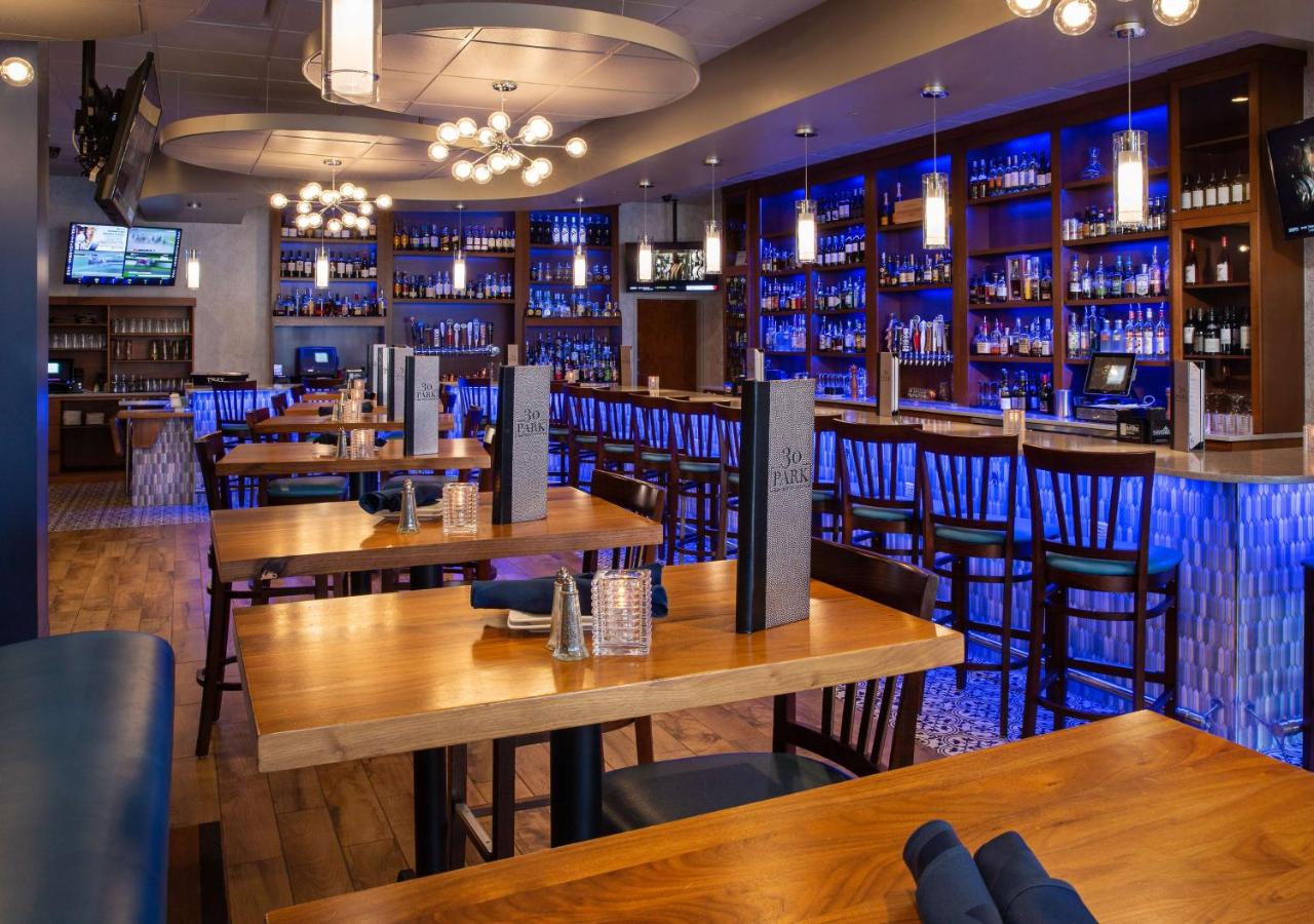 | Hilton Garden Inn Clifton Park