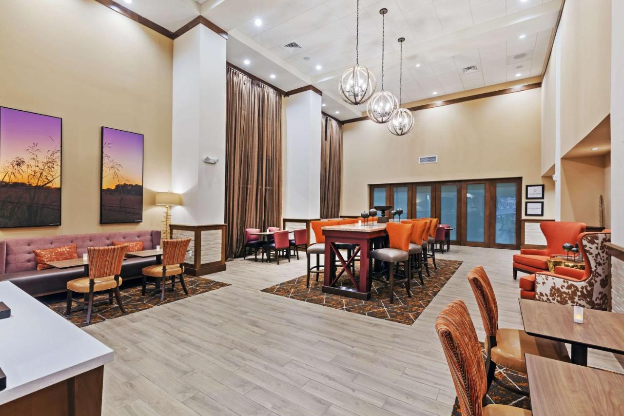 | Hampton Inn By Hilton Bulverde Texas Hill Country