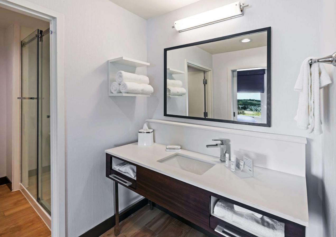 | Hampton Inn By Hilton Bulverde Texas Hill Country