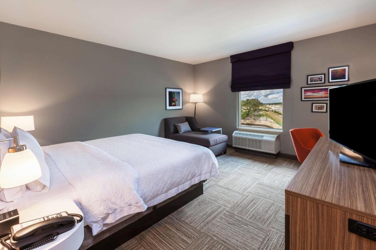 | Hampton Inn By Hilton Bulverde Texas Hill Country