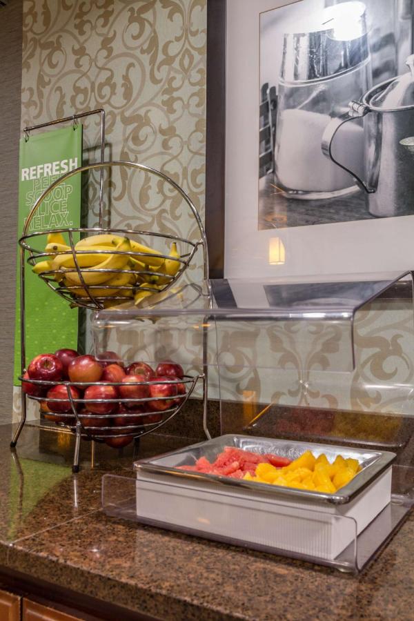  | Hampton Inn Winchester-University/ Mall