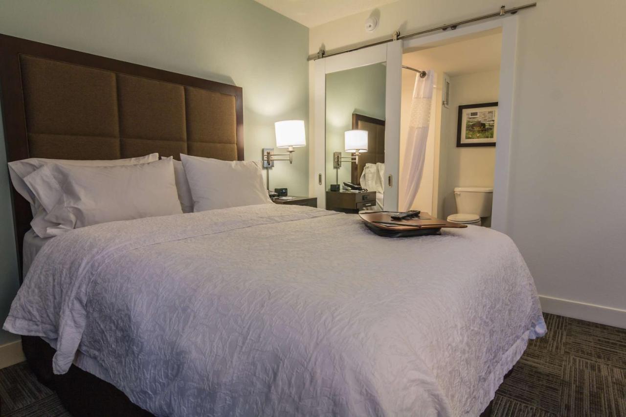  | Hampton Inn Winchester-University/ Mall