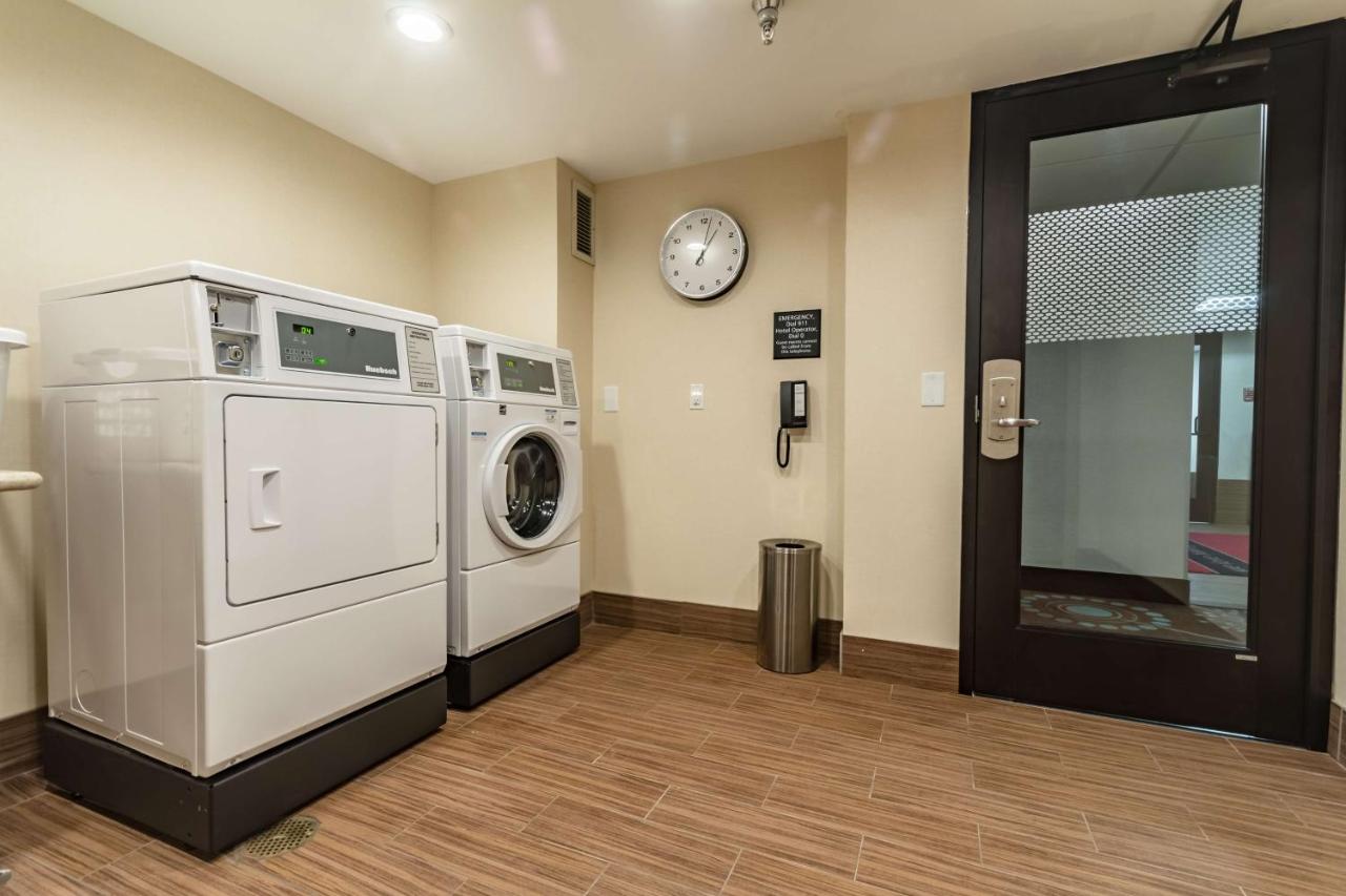  | Hampton Inn Winchester-University/ Mall
