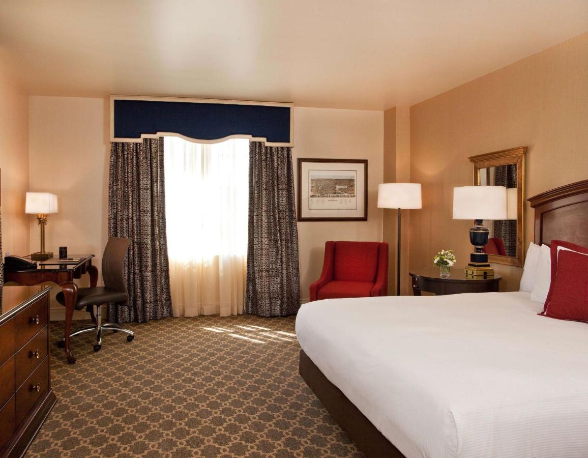  | The Hotel Roanoke & Conference Center, Curio Collection by Hilton