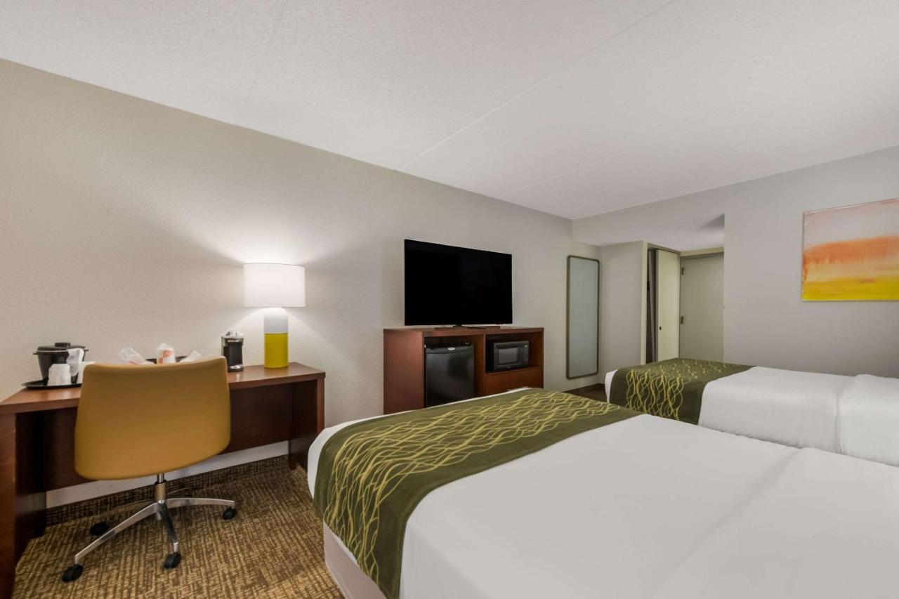 Double Room with Two Double Beds - Non-Smoking at Comfort Inn Newport News - Hampton I-64