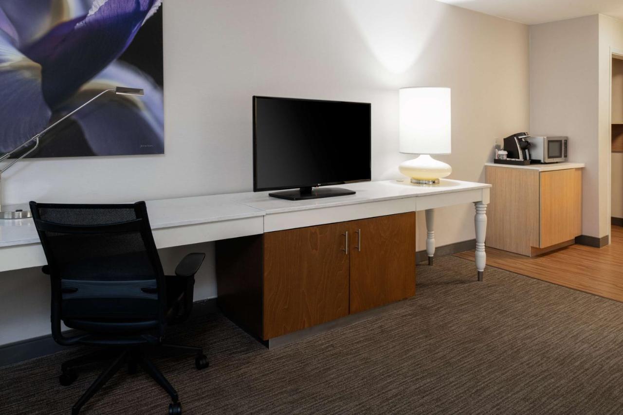 King Room - Disability Access with Bathtub at Hilton Garden Inn Folsom