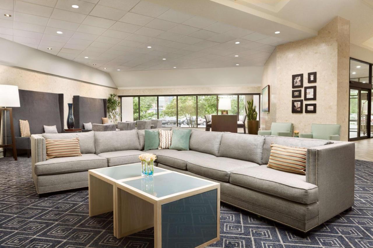 | DoubleTree by Hilton Minneapolis Park Place