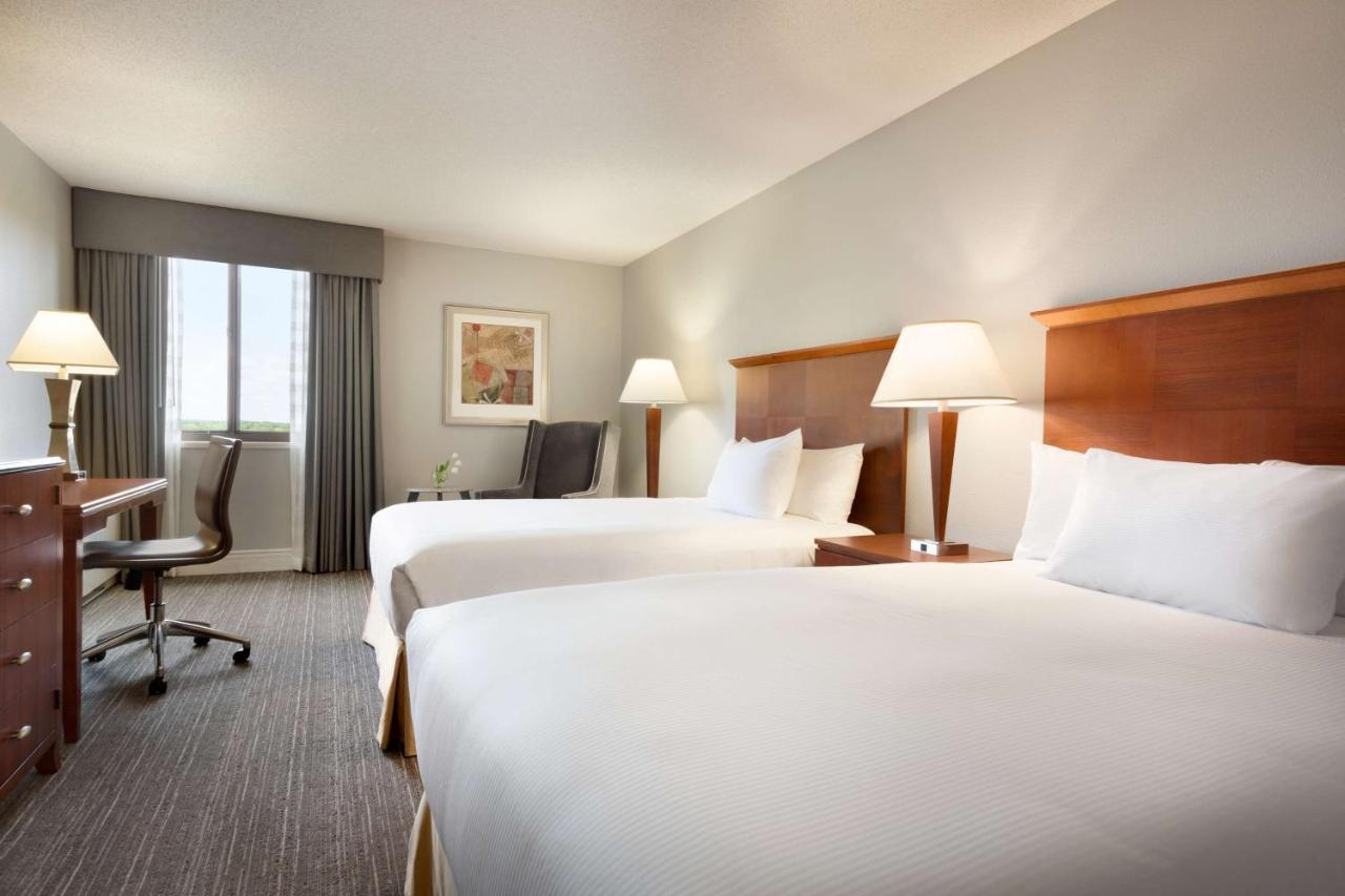 | DoubleTree by Hilton Minneapolis Park Place
