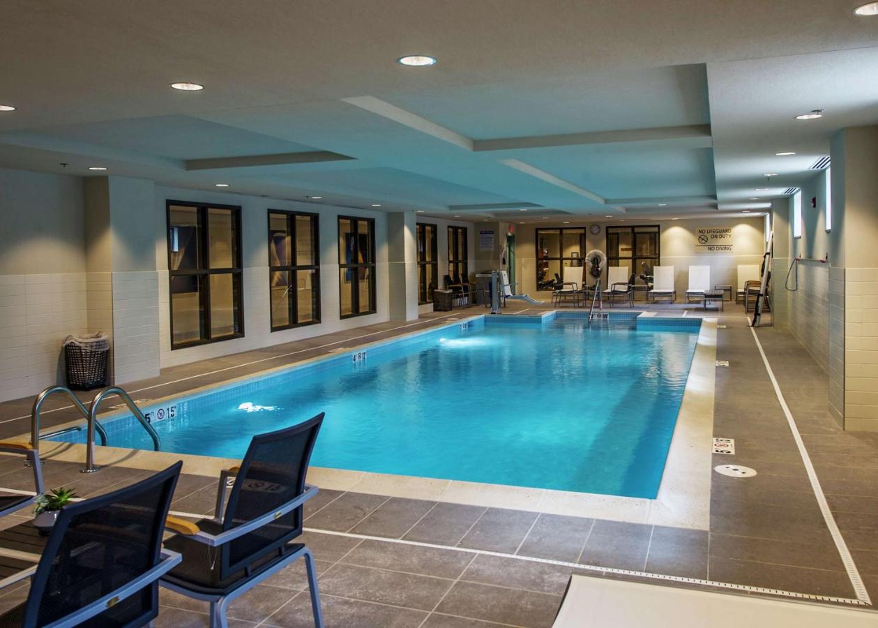 | Hampton Inn & Suites/Foxborough/Mansfield