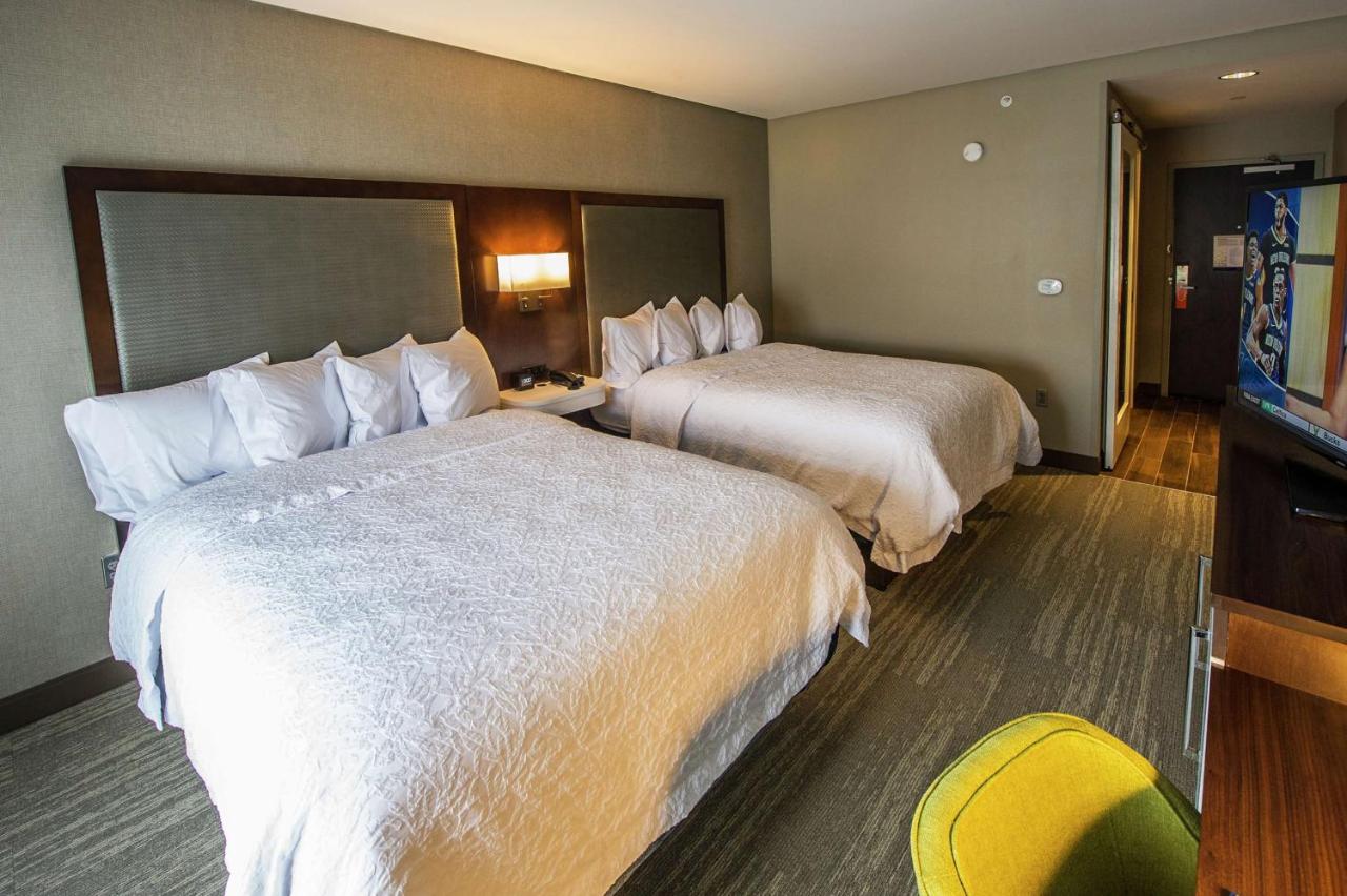| Hampton Inn & Suites/Foxborough/Mansfield