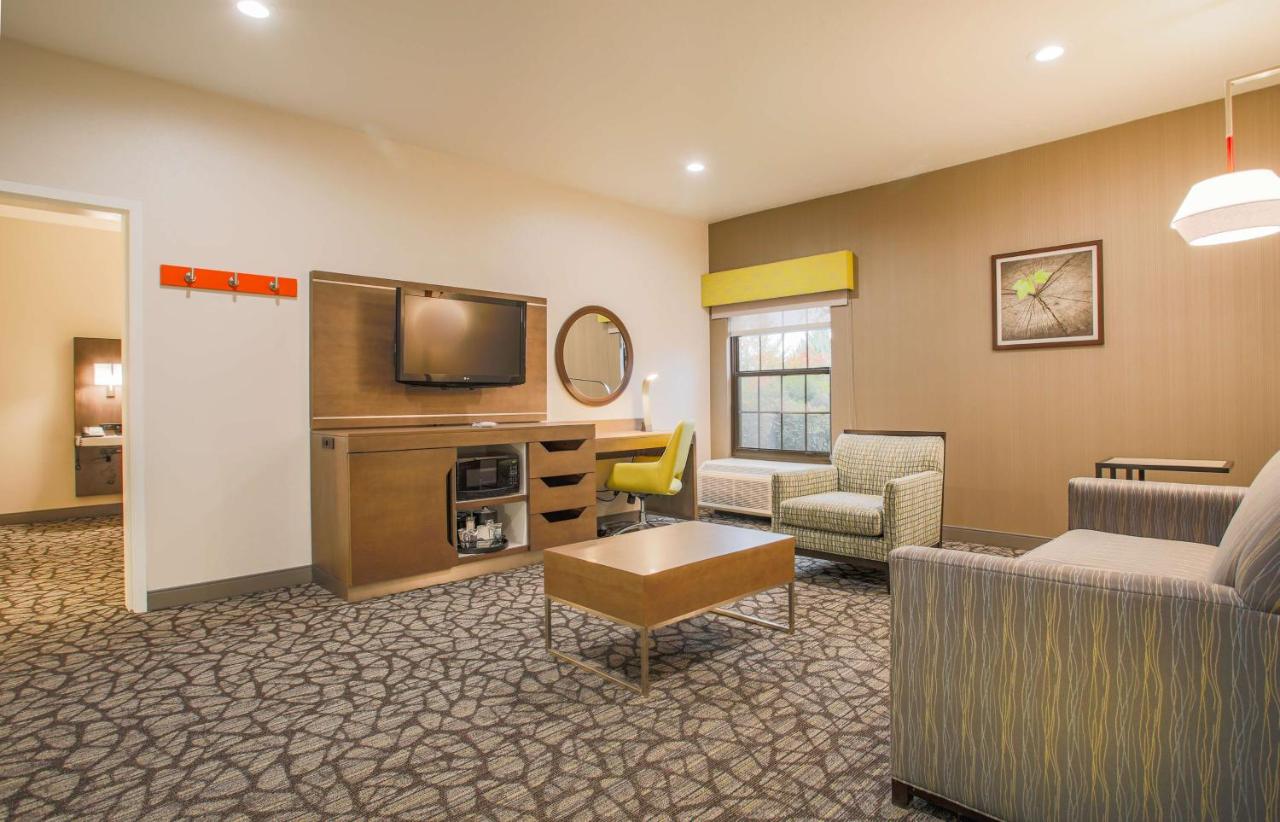 One-Bedroom Suite - Non-Smoking at Hampton Inn Prescott