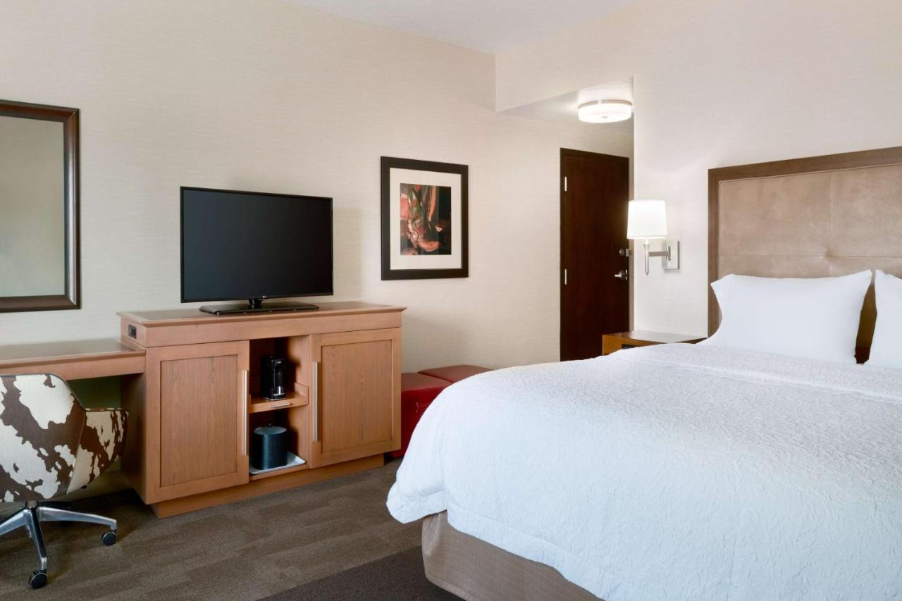 King Room - Hearing Accessible/Non-Smoking at Hampton Inn Kanab