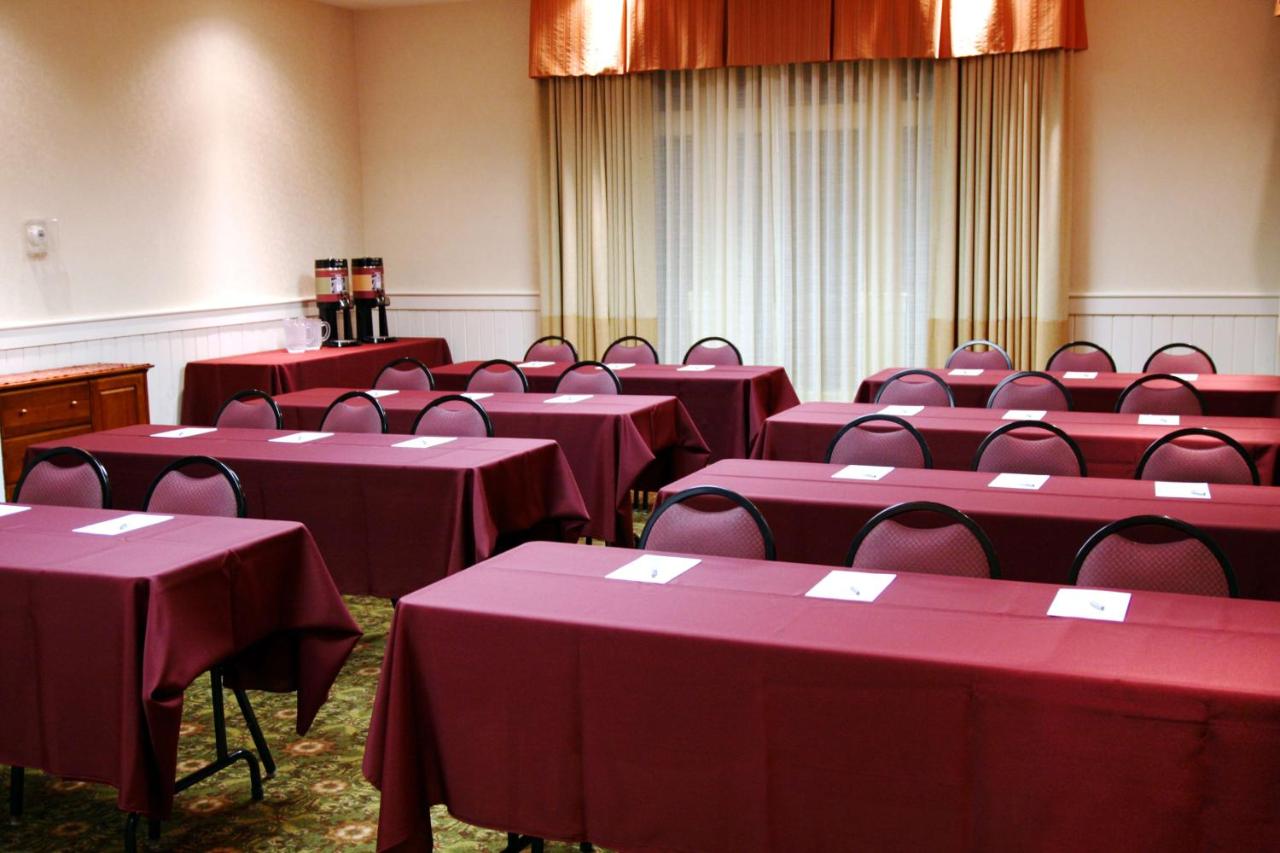 | Hampton Inn & Suites Binghamton/Vestal