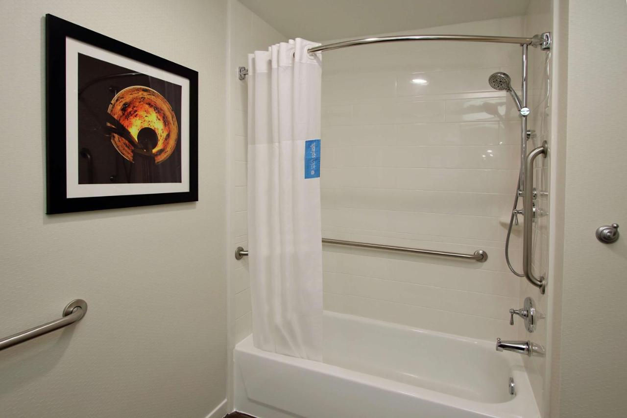 | Hampton Inn Philadelphia-Great Valley