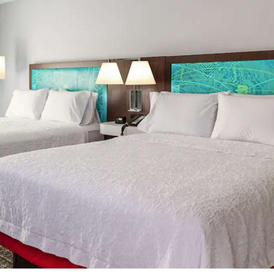 Double Room with Two Double Beds - Disability Access/Non-Smoking at Hampton Inn & Suites Red Bluff