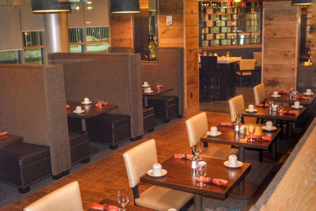  | DoubleTree by Hilton Hotel Reading