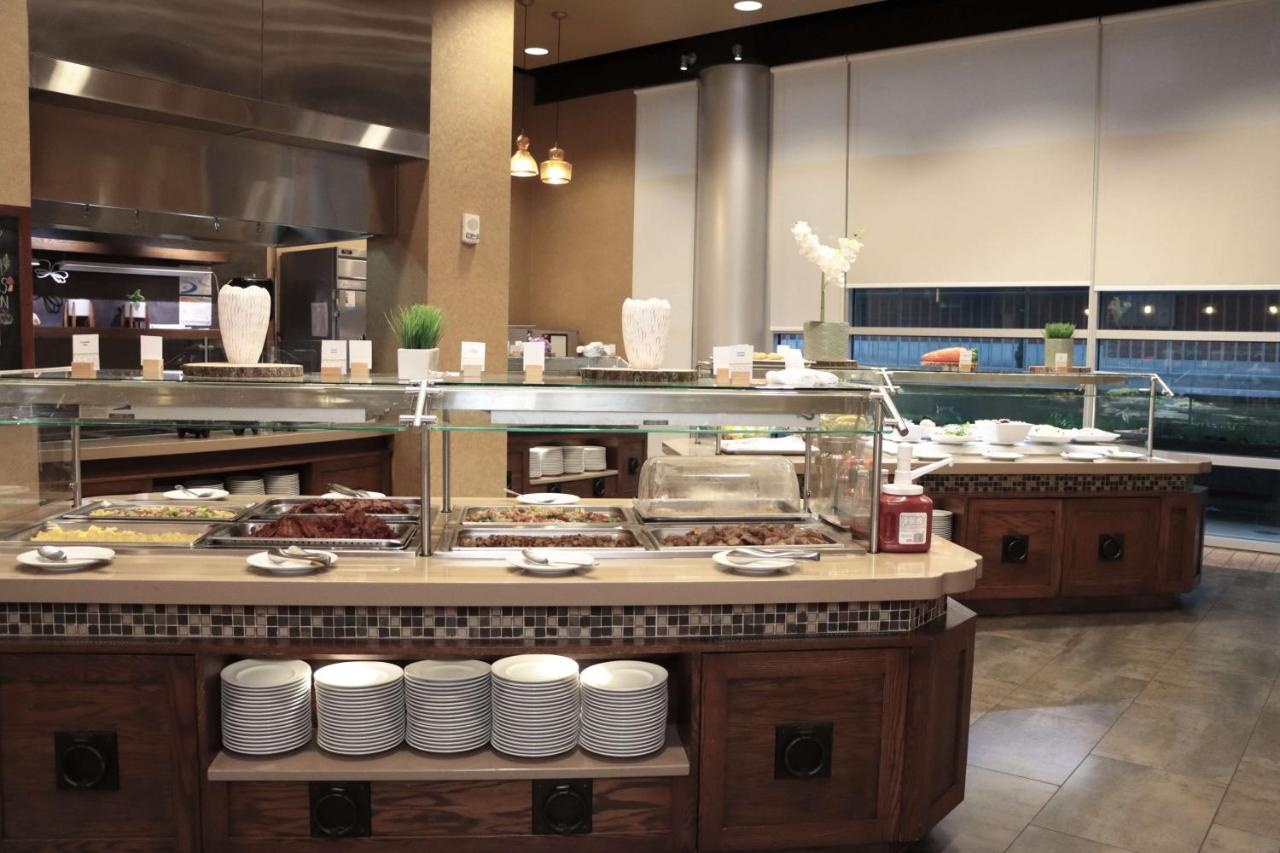  | DoubleTree by Hilton Hotel Reading