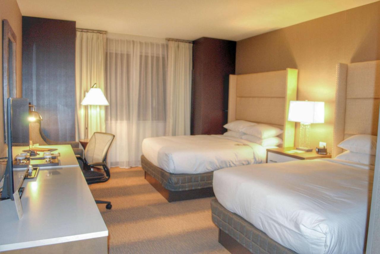  | DoubleTree by Hilton Hotel Reading