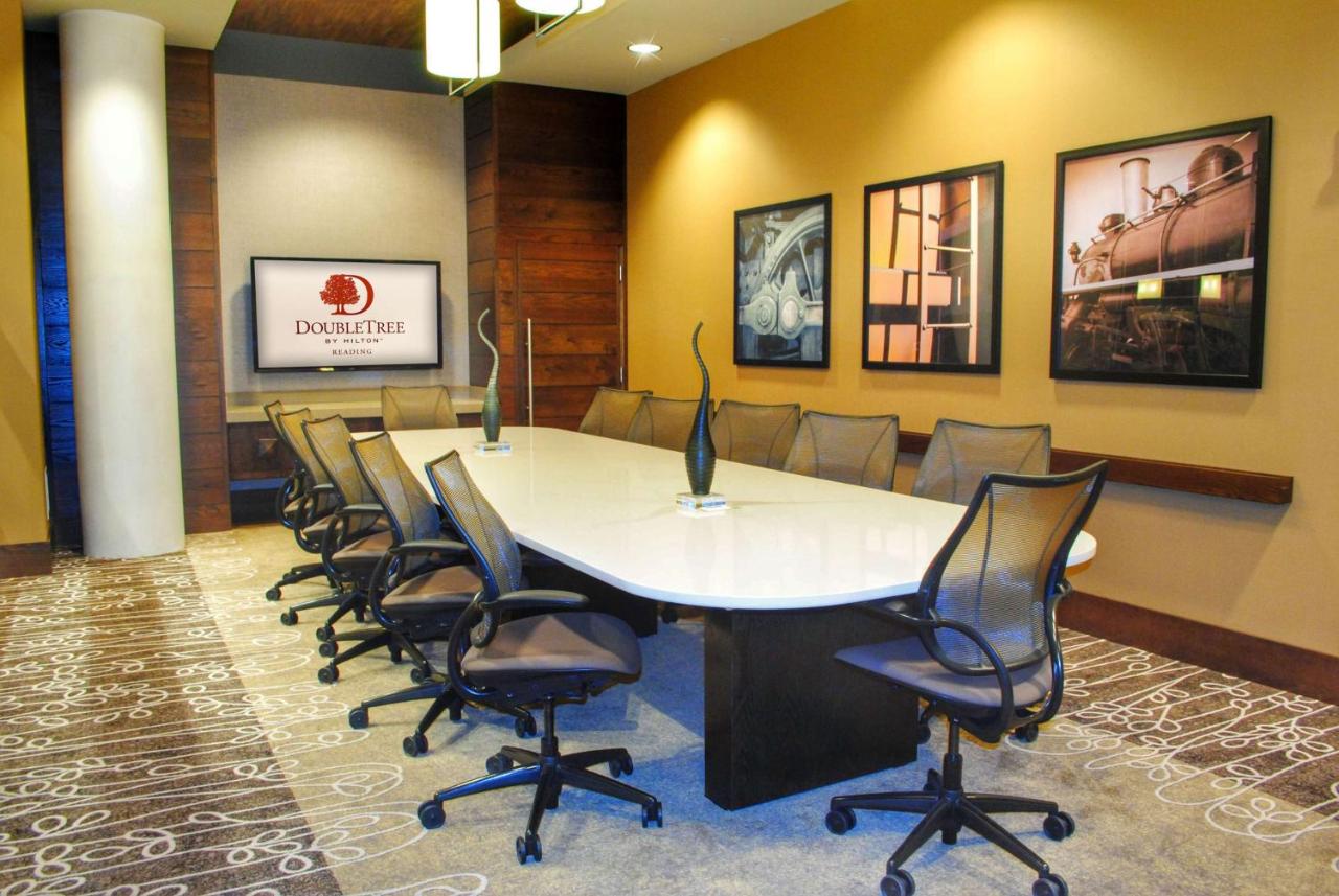  | DoubleTree by Hilton Hotel Reading