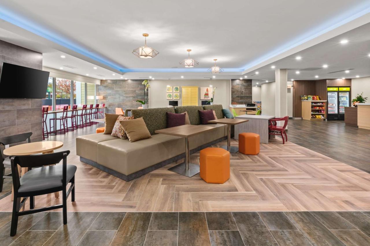 | Home2 Suites By Hilton North Conway, NH