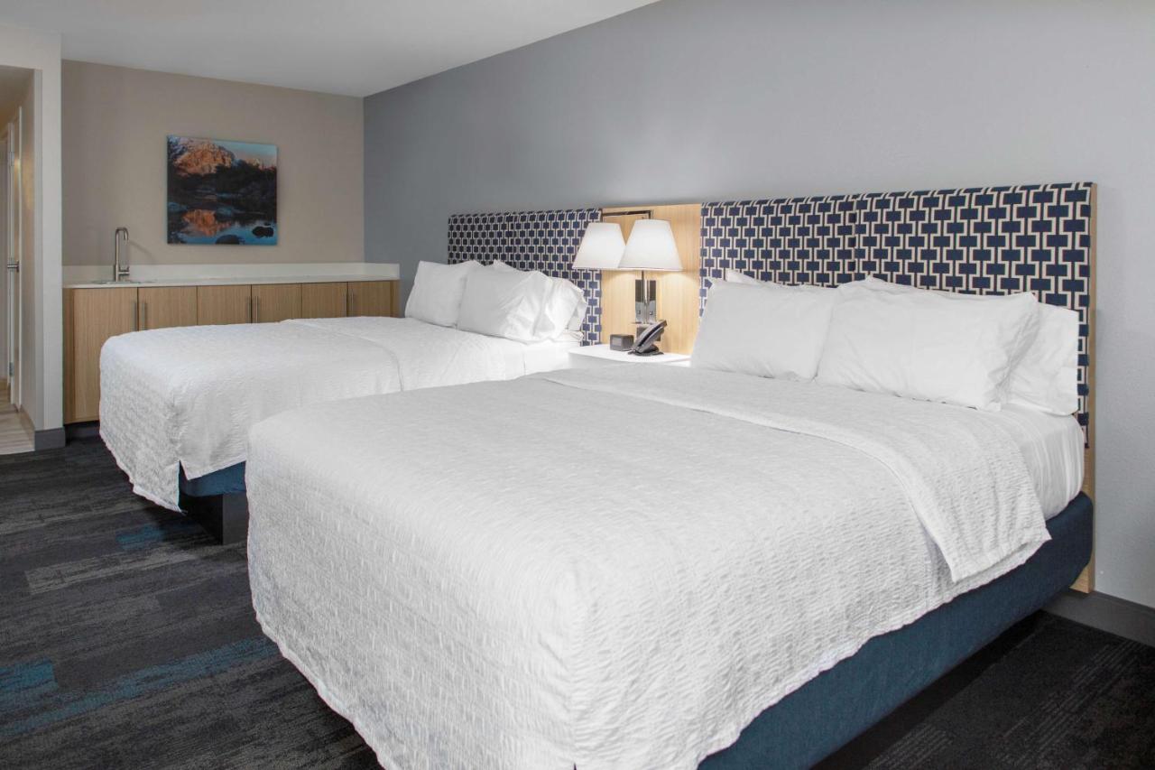 Double Room - Non-Smoking at Hampton Inn Las Vegas/Summerlin