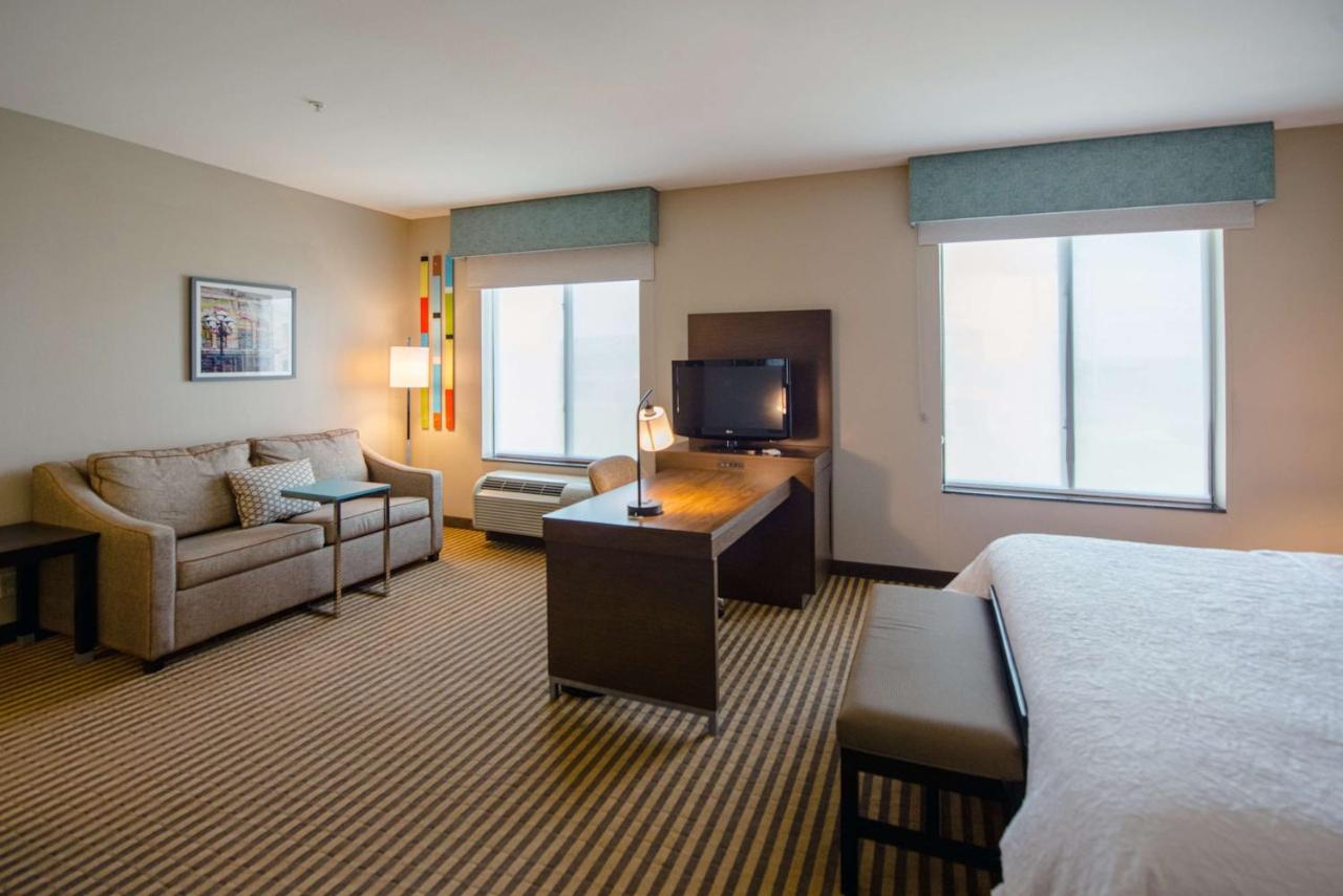 King Studio with Sofa Bed at Hampton Inn & Suites Port Arthur