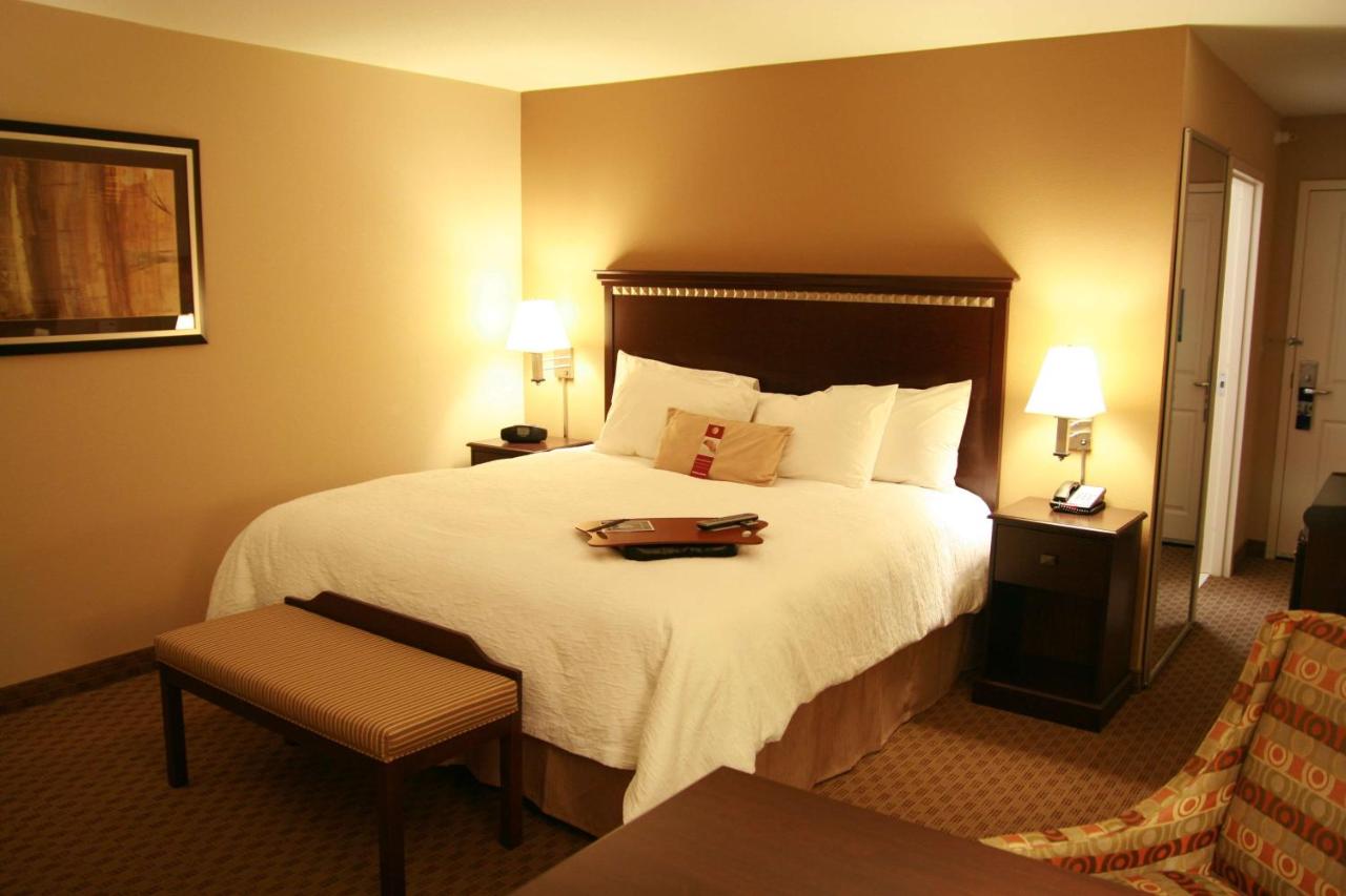 King Room at Hampton Inn Topeka