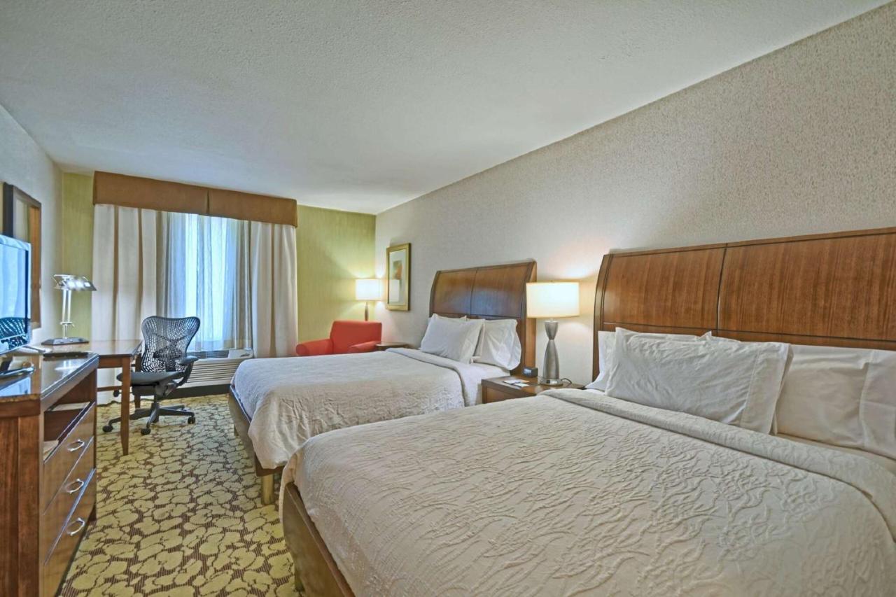 | Hilton Garden Inn by Hilton Mount Laurel