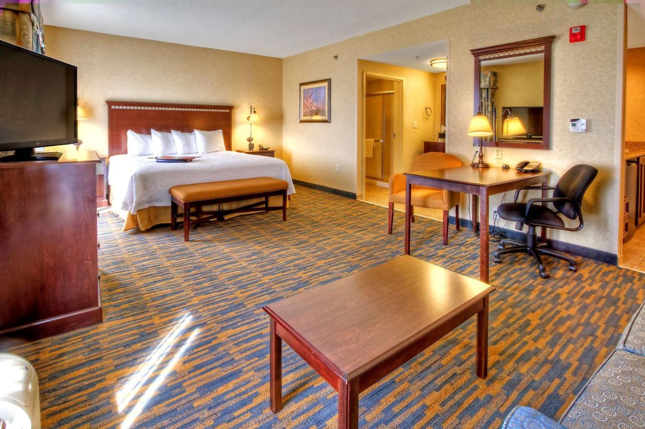 King Suite at Hampton Inn Roanoke Rapids, NC
