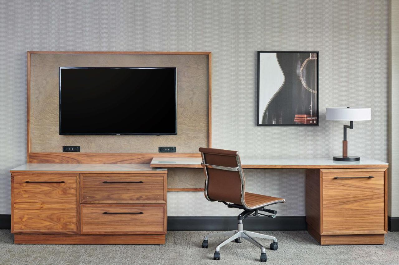 King Room at DoubleTree by Hilton Fullerton