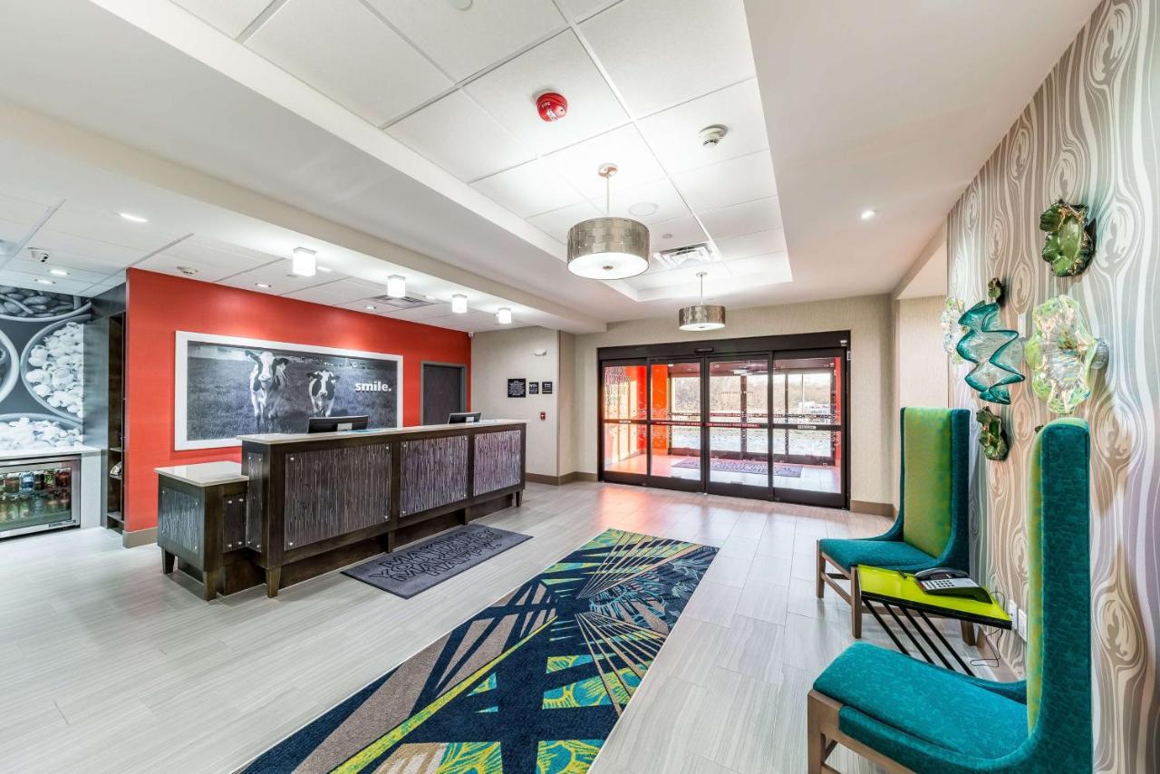 | Hampton Inn & Suites Pryor, Ok